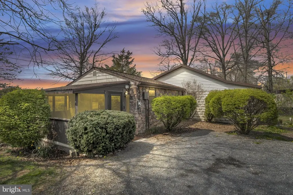 407 Potato Rd