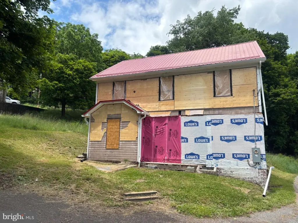 72 Mount Savage Rd NW