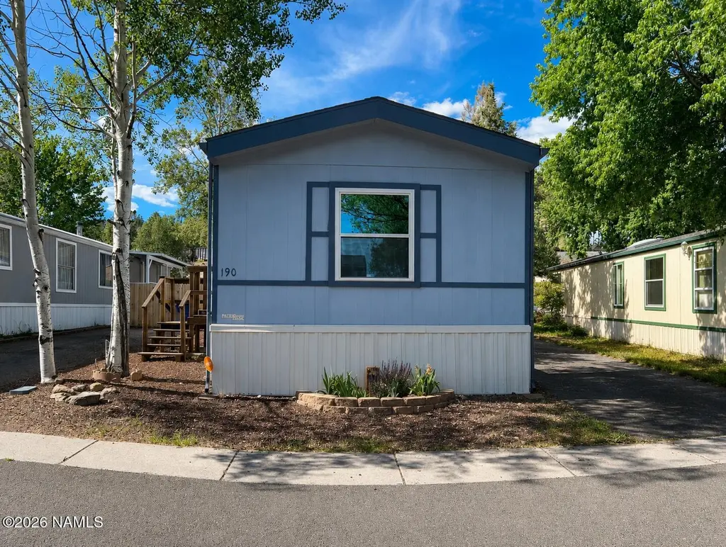 1450 W Kaibab Ln #190