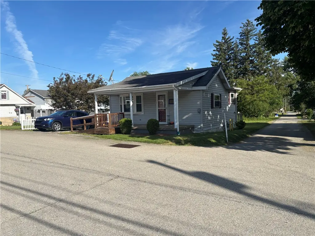 109 Paull St