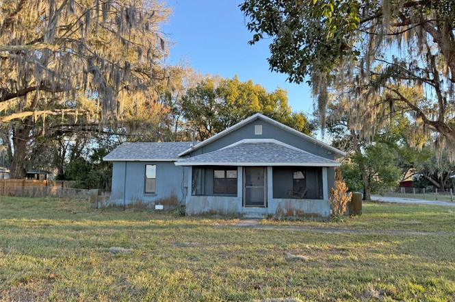 337 Denton Ave