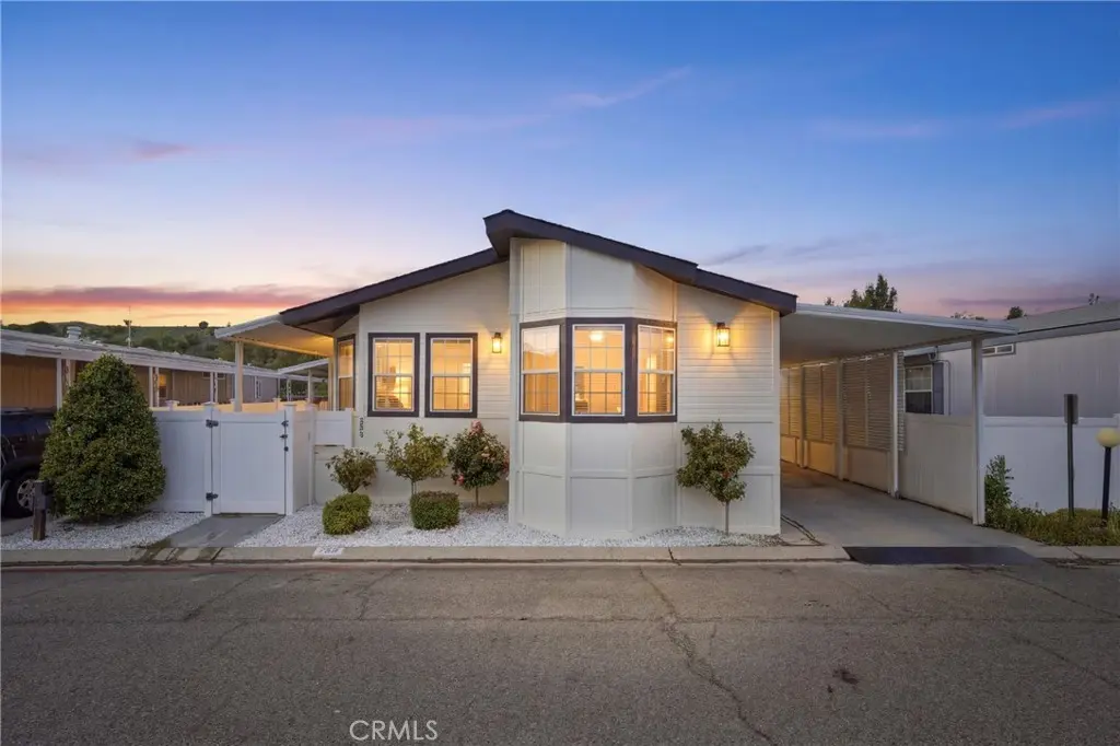4901 Green Riv #288