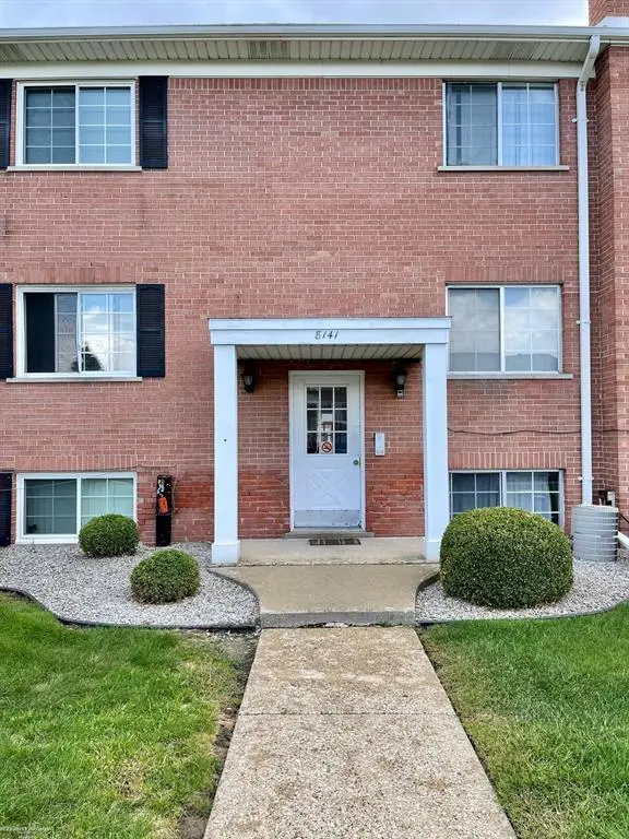 8141 Denwood Dr