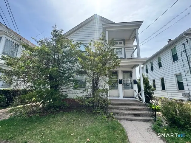 86 Hinman St