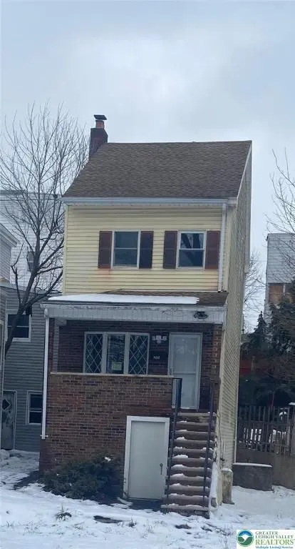 215 E Cherry St