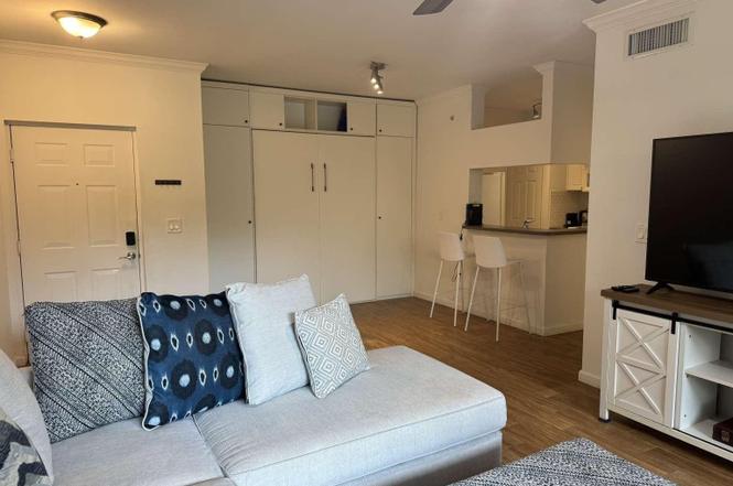 17125 N Bay Rd #3102