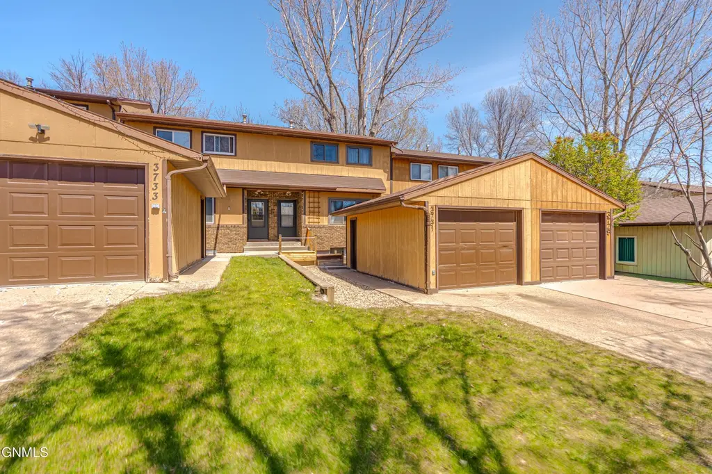 3731 Renee Dr