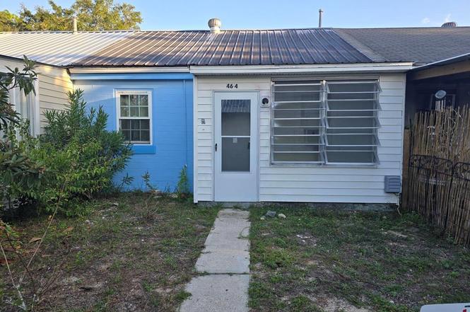 46 Carlton Ave #4