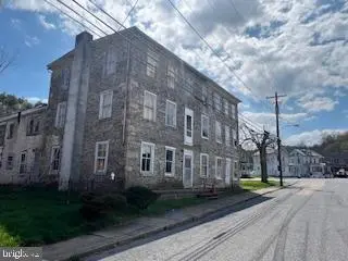 102 Penn St