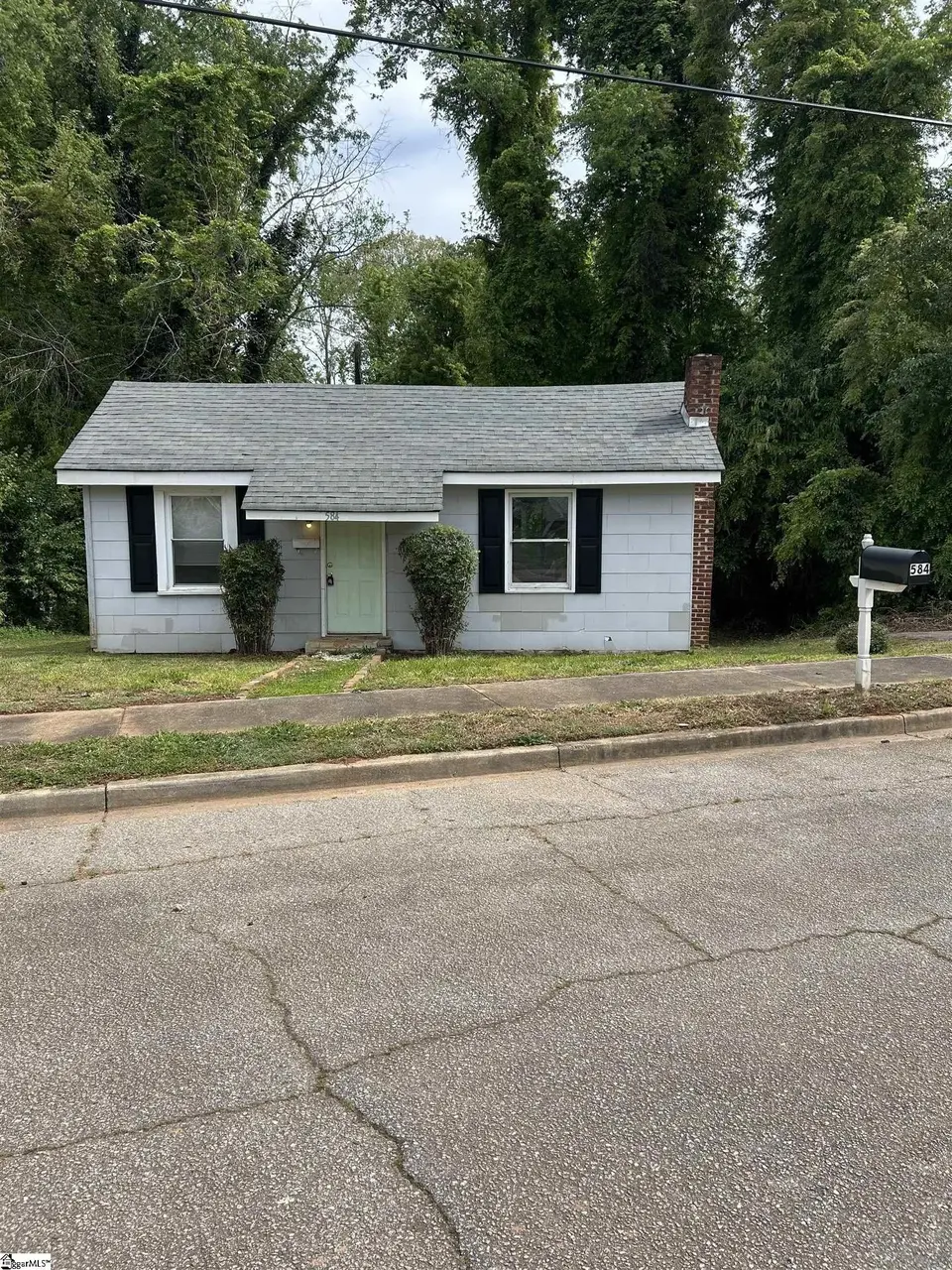 584 Wildwood Dr