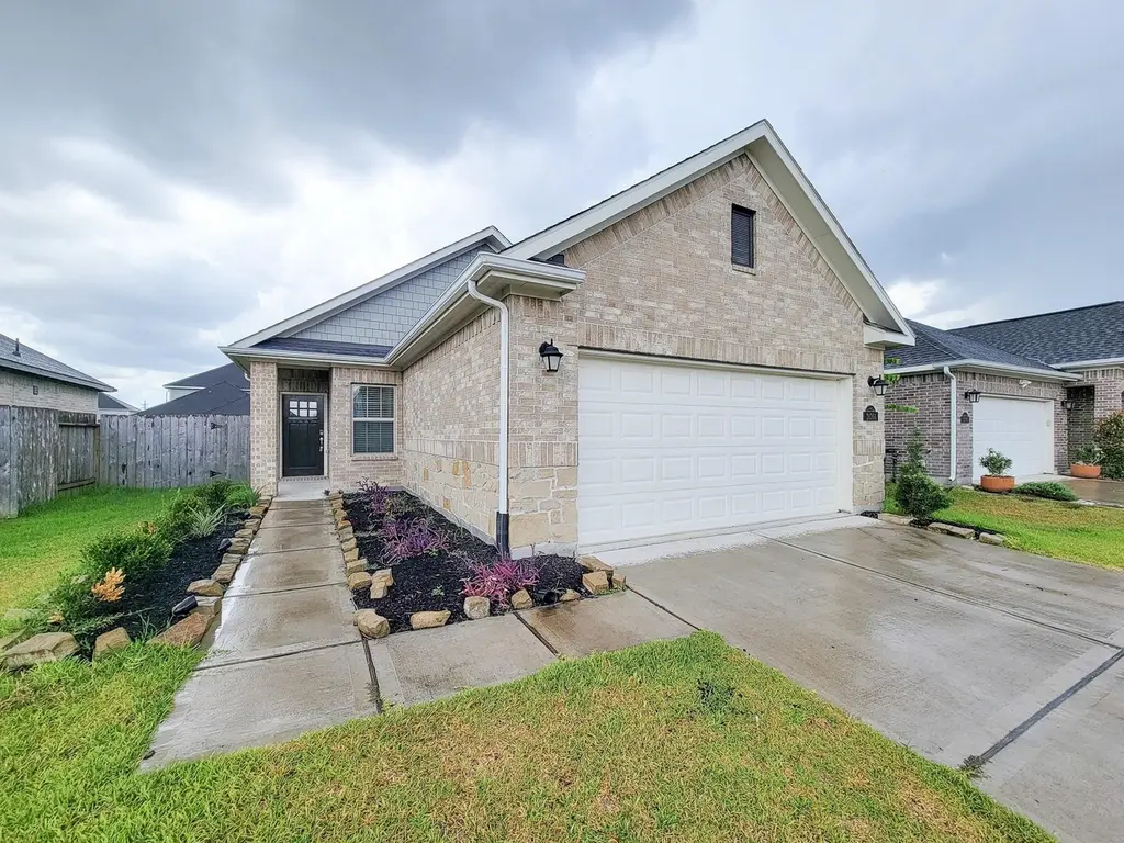 31351 Horseshoe Meadow Bend Ln