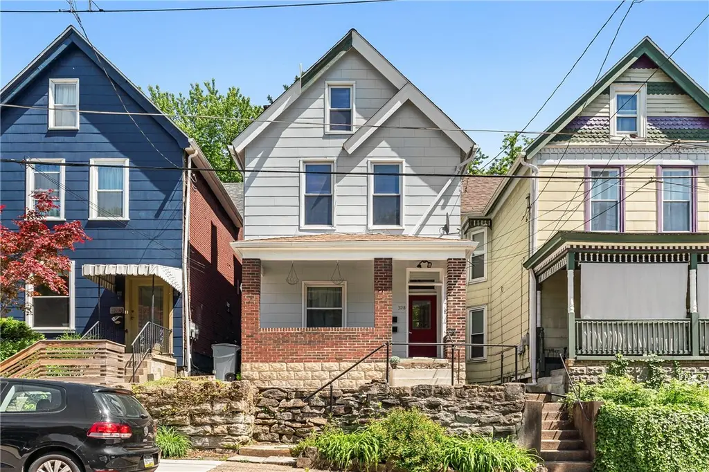 328 Pitt St