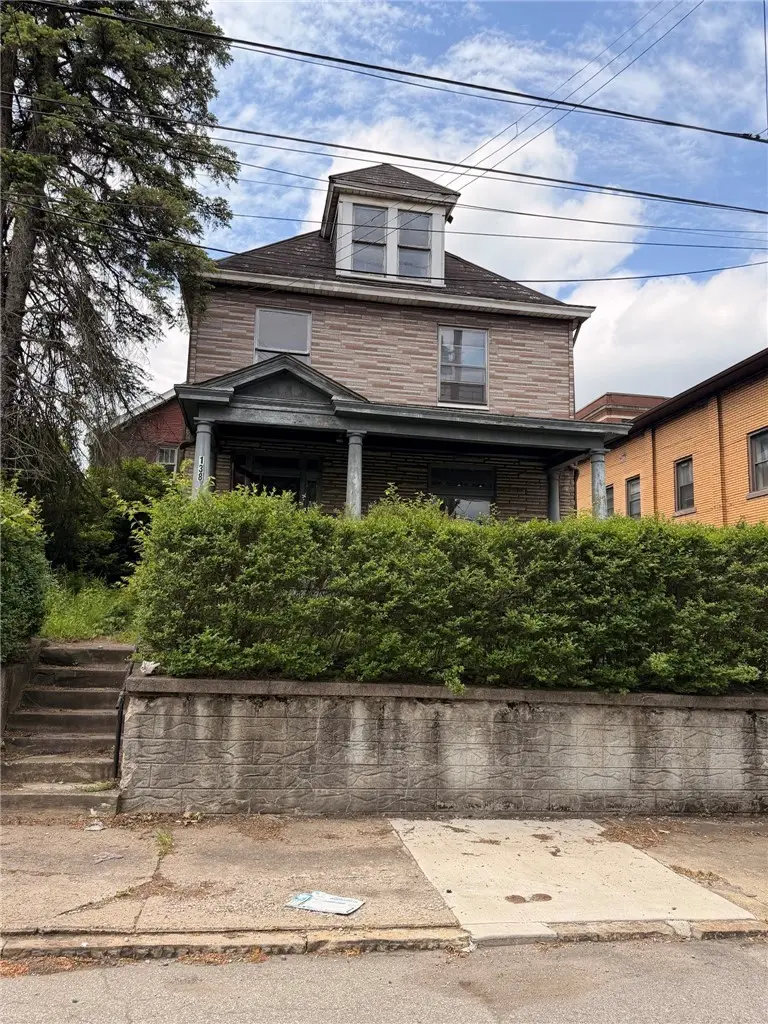 138 S 5th St