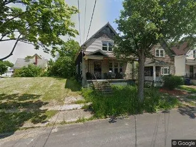 271 May St