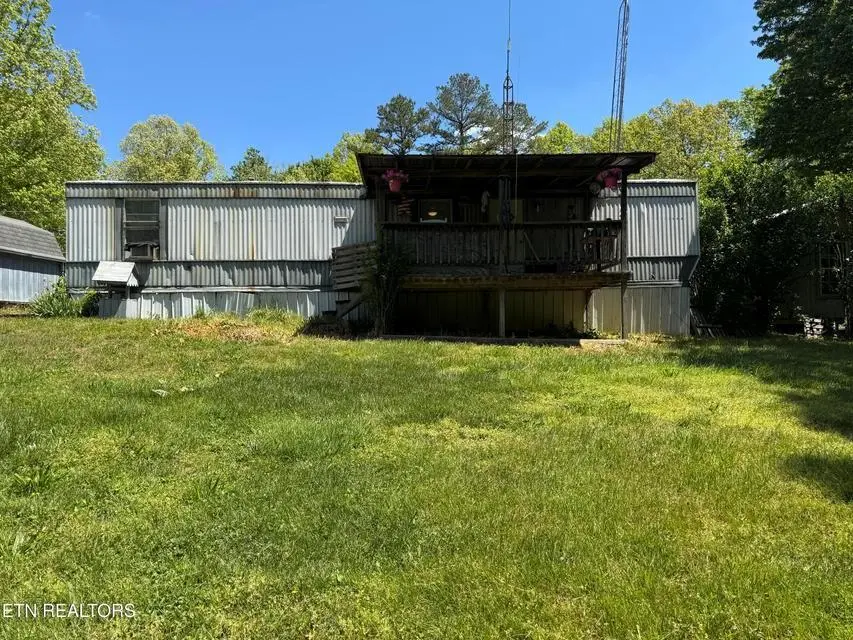 1022 Spring Hill Cir