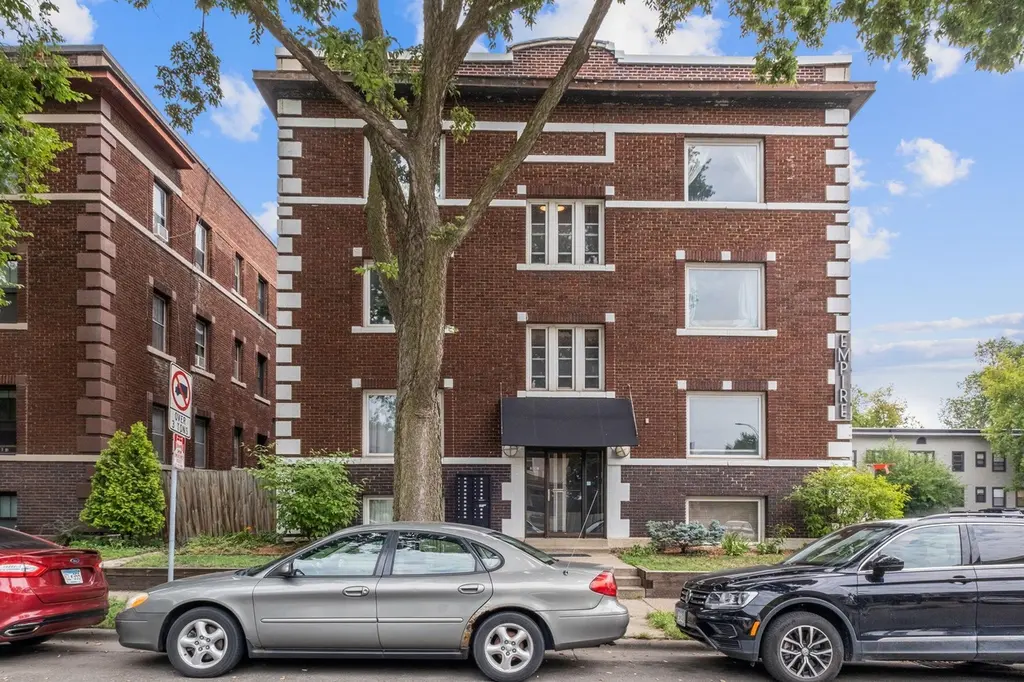 2881 Irving Ave S #306