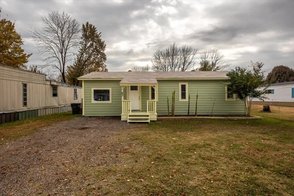 63 E Linden Ave