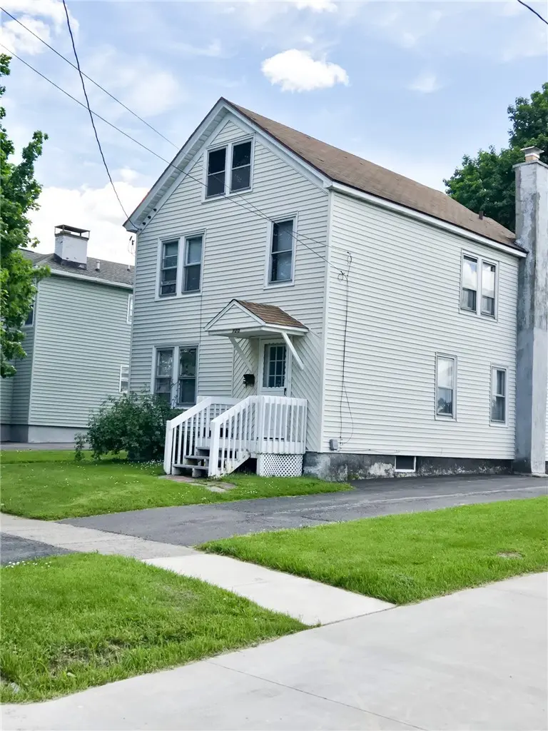 118 Cottage St