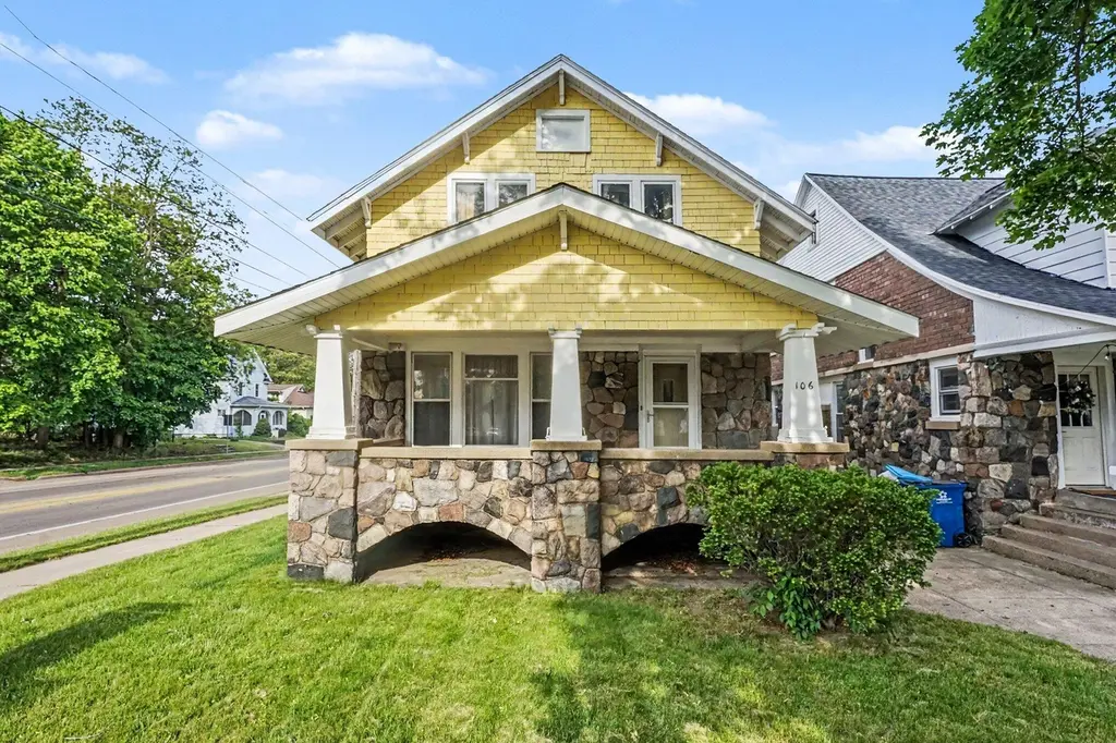 106 Central St