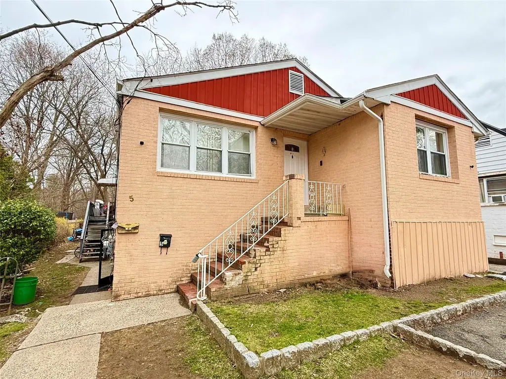 5 Highland Ave