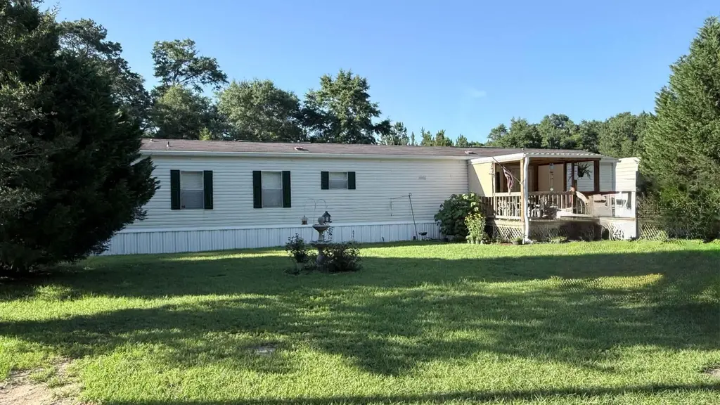 54 Cannon Dr