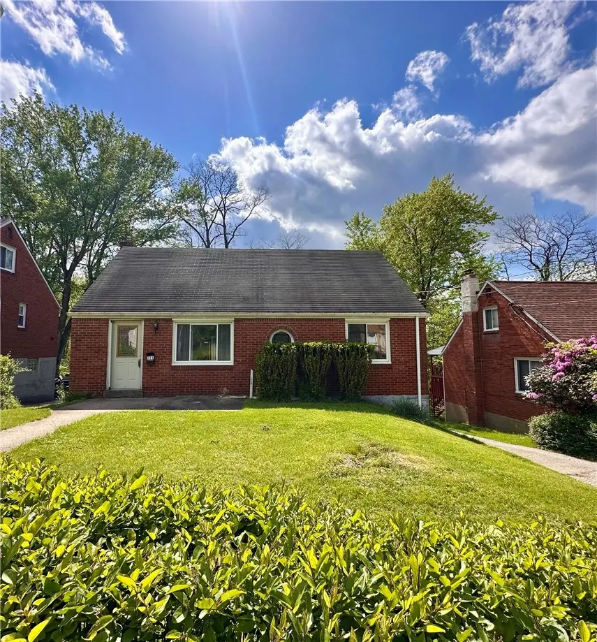 221 Dorothy Dr