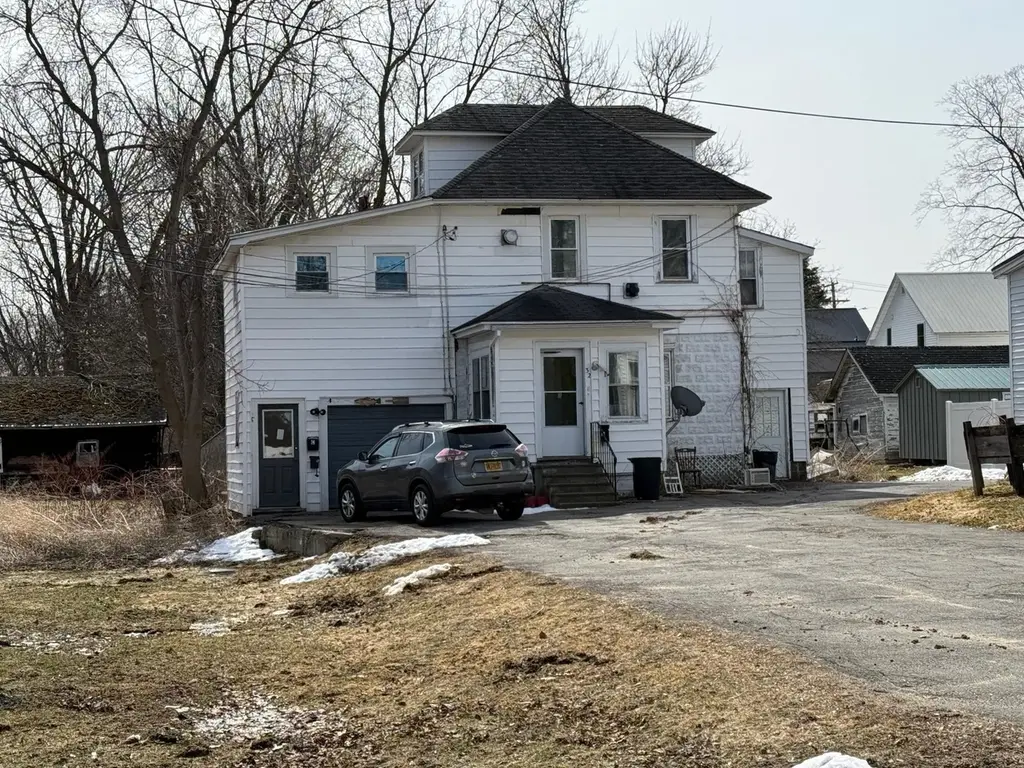 30,32 Ridgewood Ave