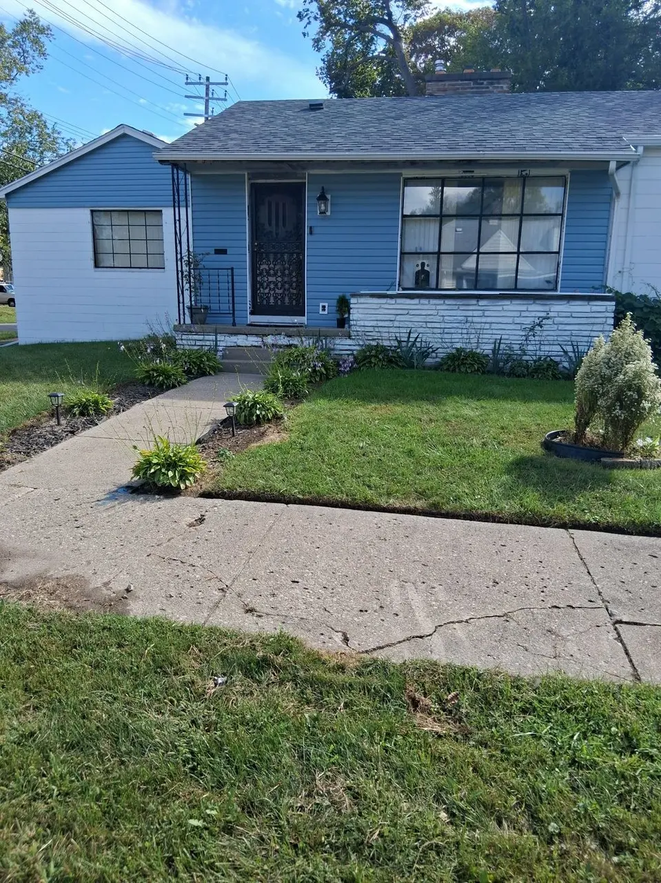 21401 Santa Clara