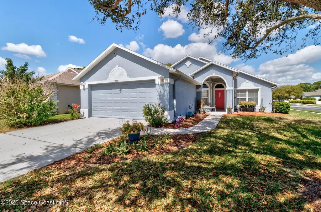 2101 Chinaberry Cir SE