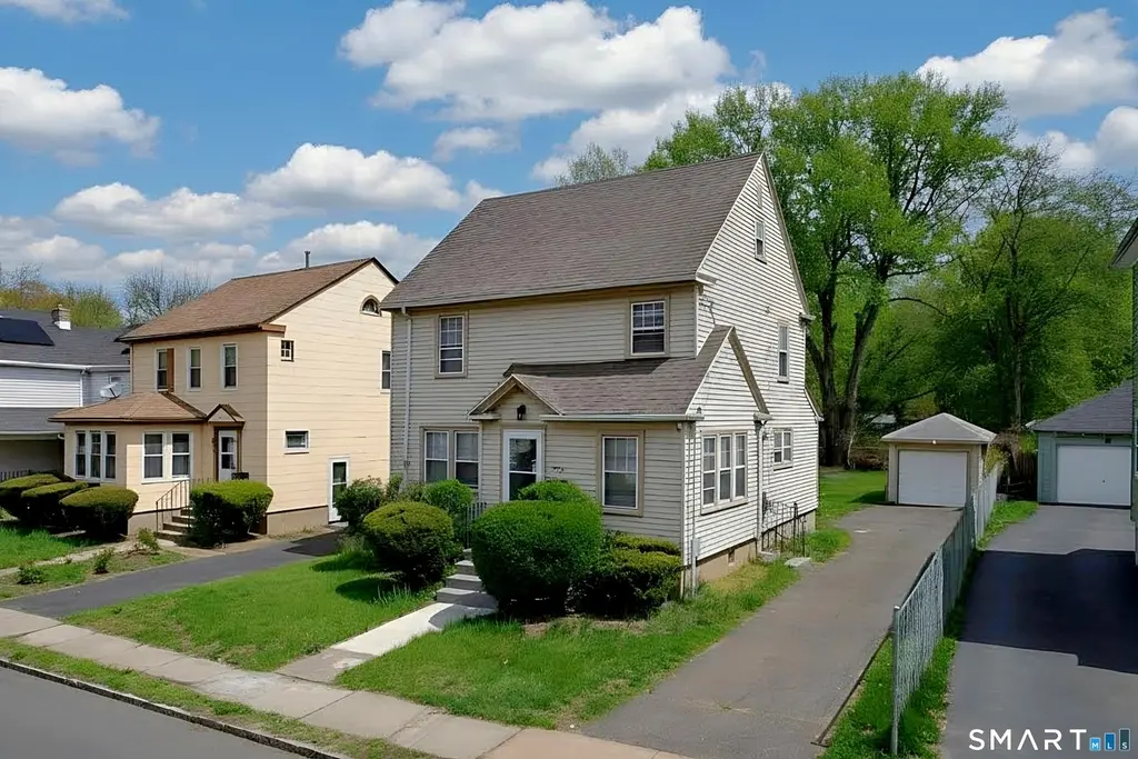 322 Hillside Ave