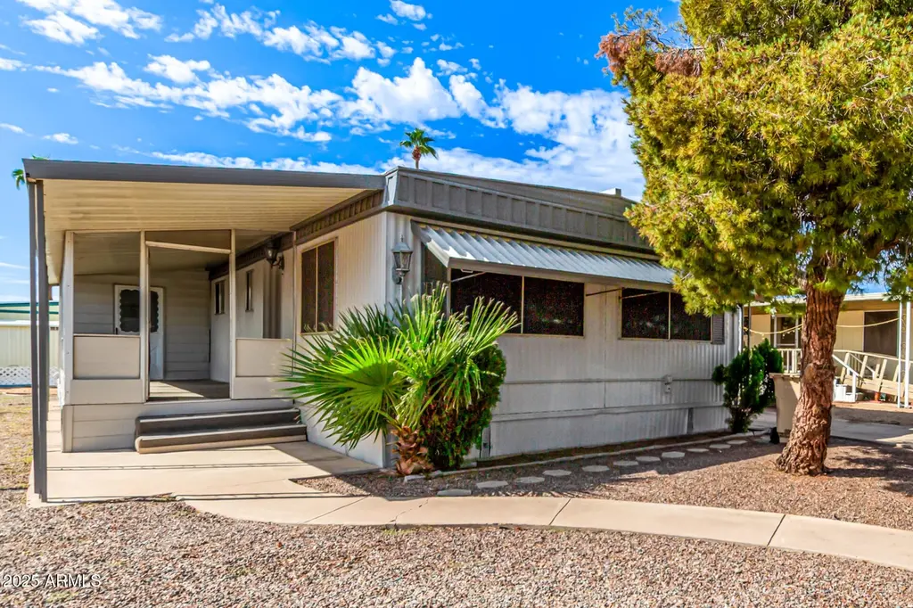 2650 W Union Hills Dr #112