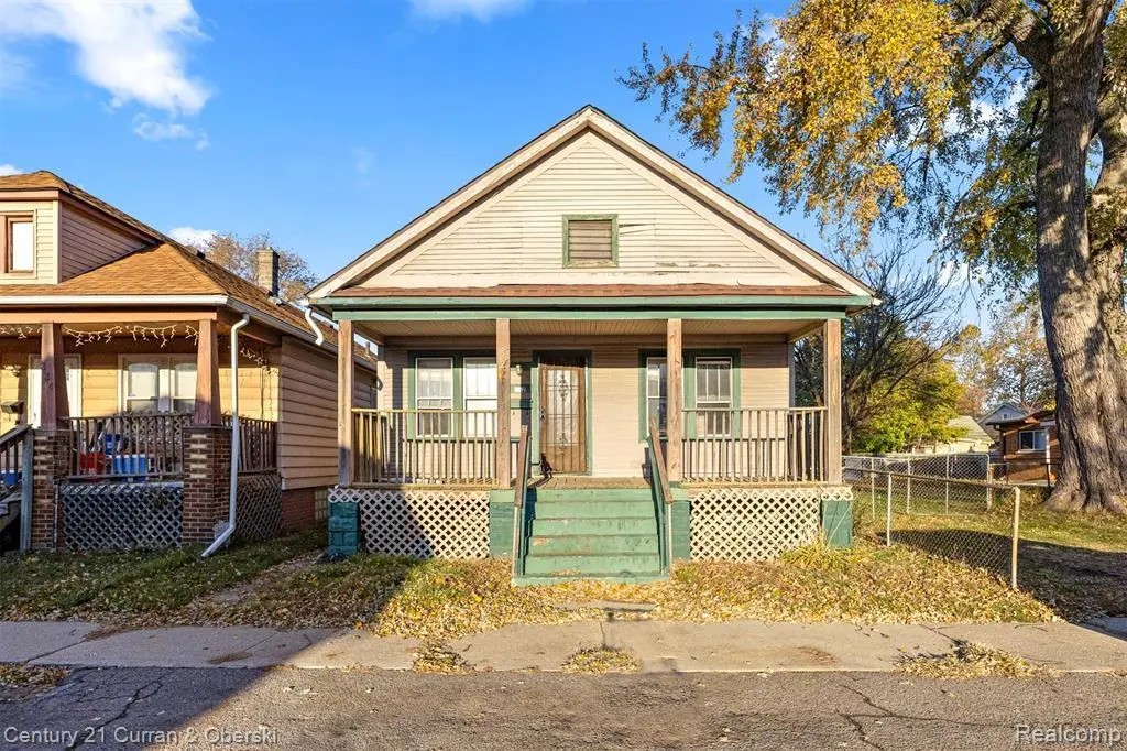 332 Goodell St