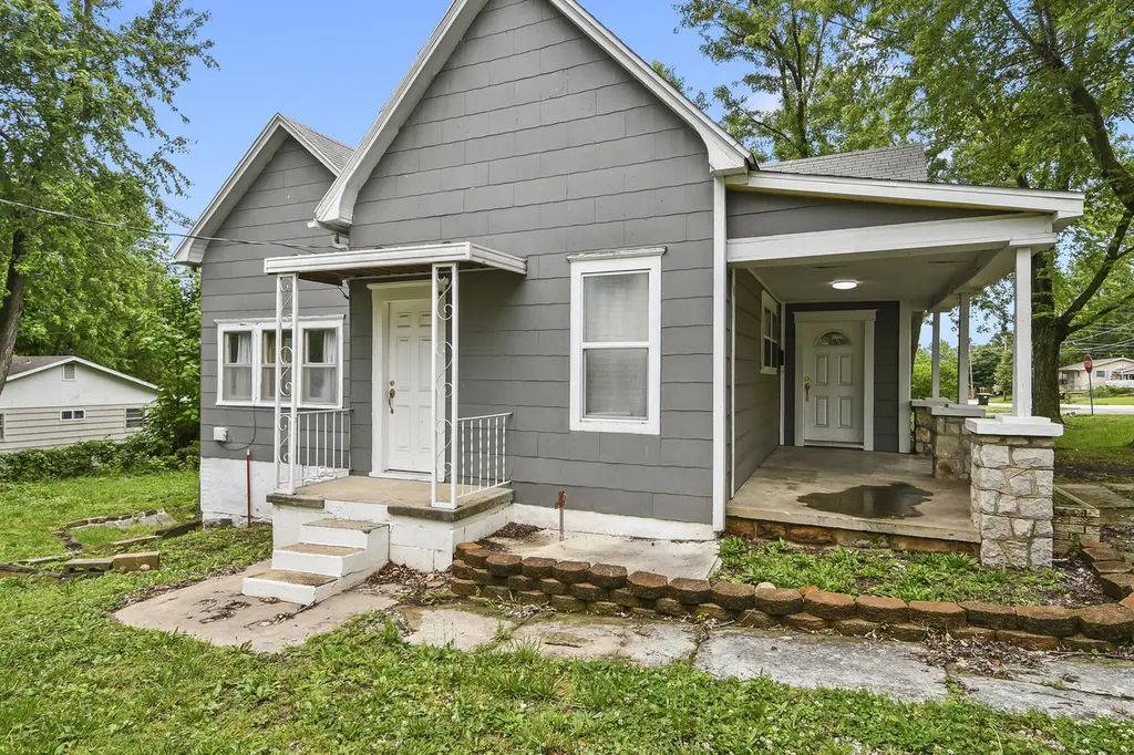 500 S Jackson St