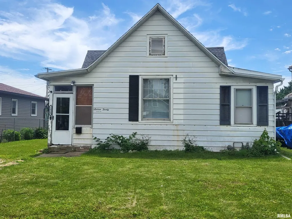 1620 Locust St