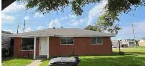 2229 Kenneth Dr