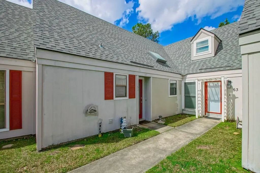 51 Hollycrest Blvd #51