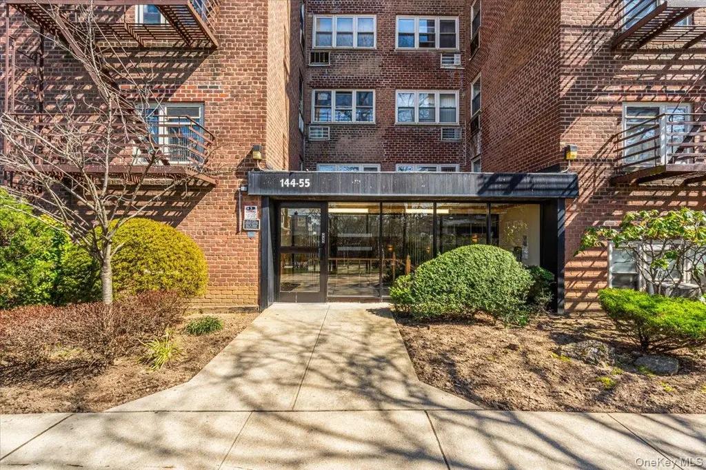 14455 Melbourne Ave Unit 3E