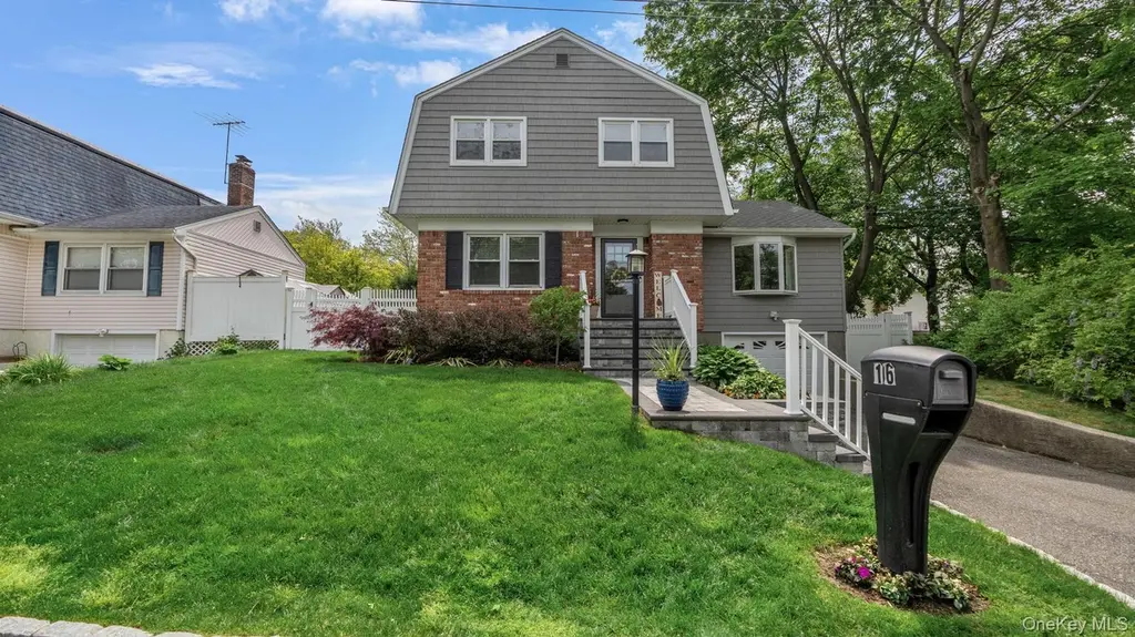 16 Kingsley Rd