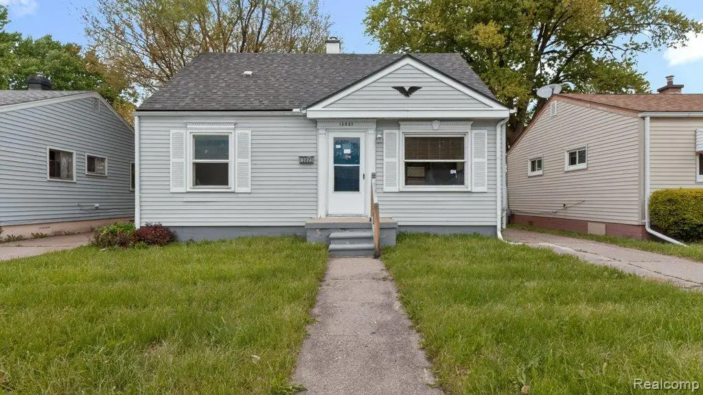 12823 Sherman Ave