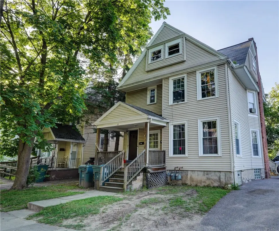 20 Locust St