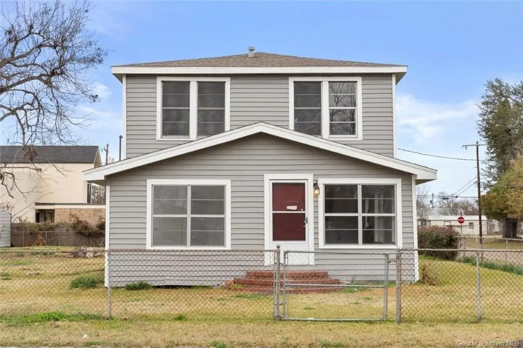 645 Gulf St
