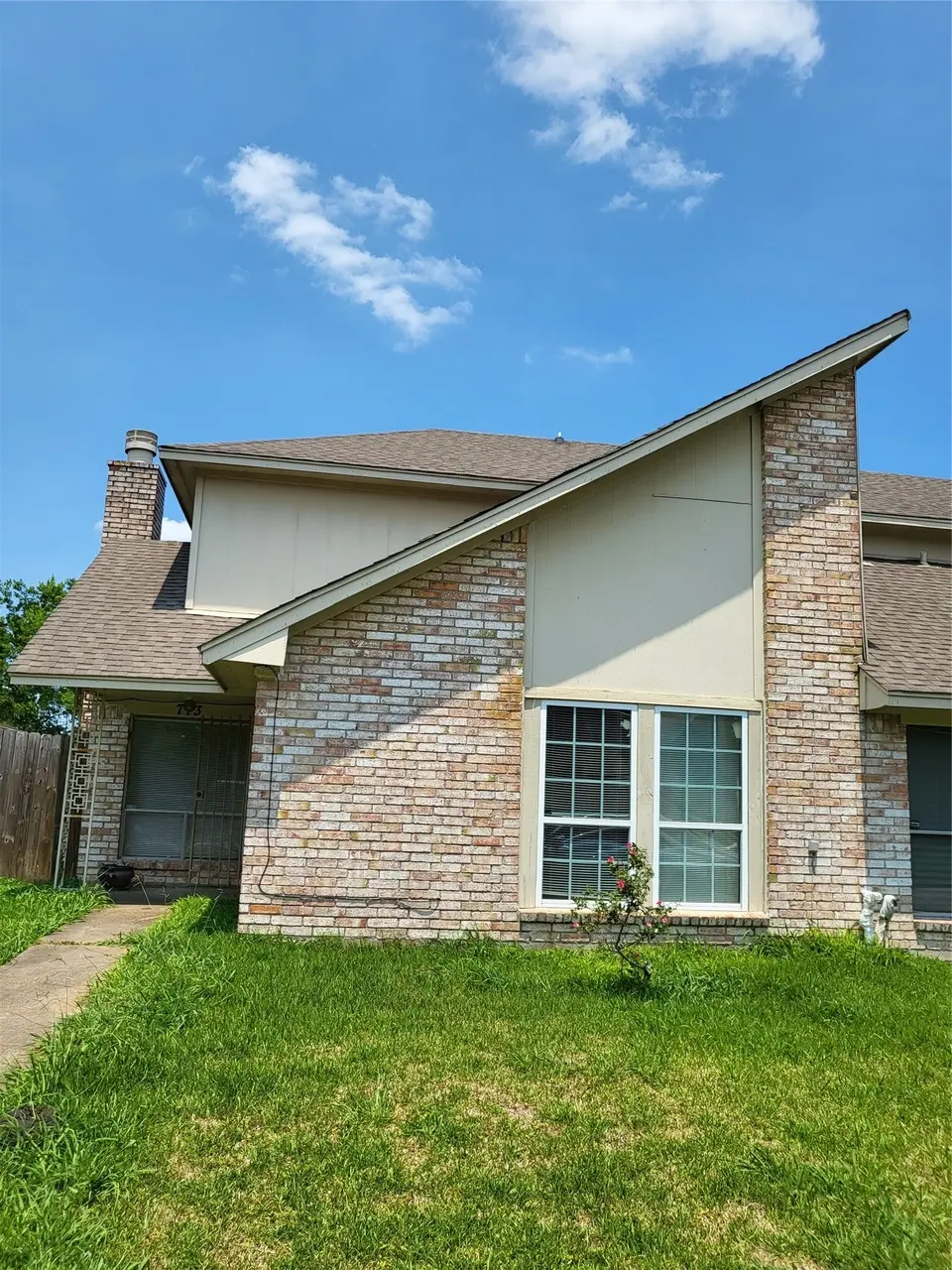 713 Carol Lynn Dr