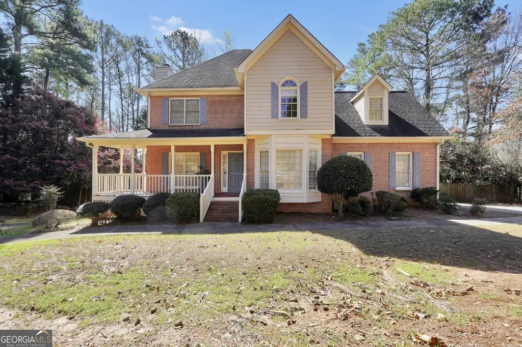 2141 S River Rd