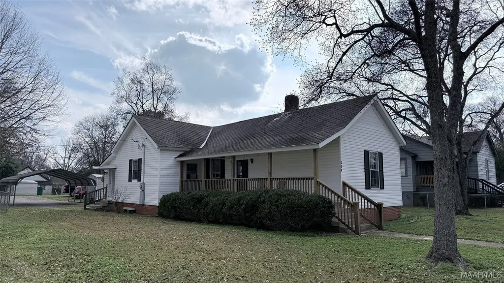 204 Ashurst Ave