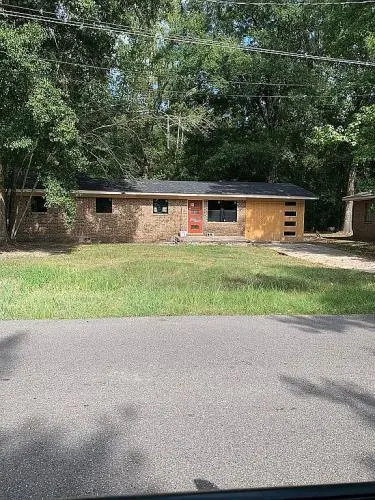 839 Herrin Dr