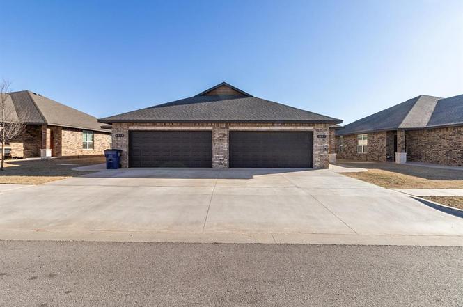 1852 Post Oak Rd #1854