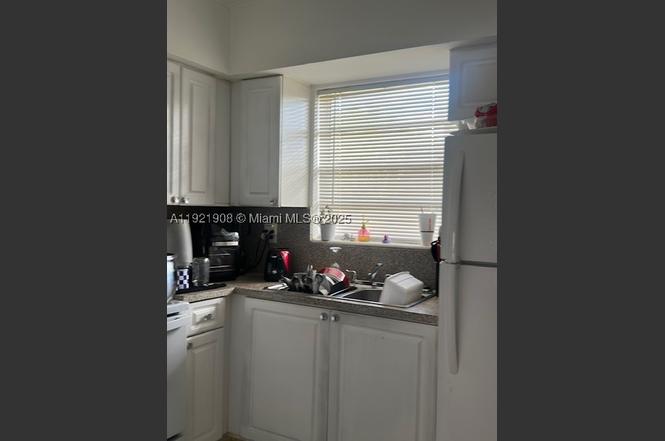1370 NE 119th St #137014