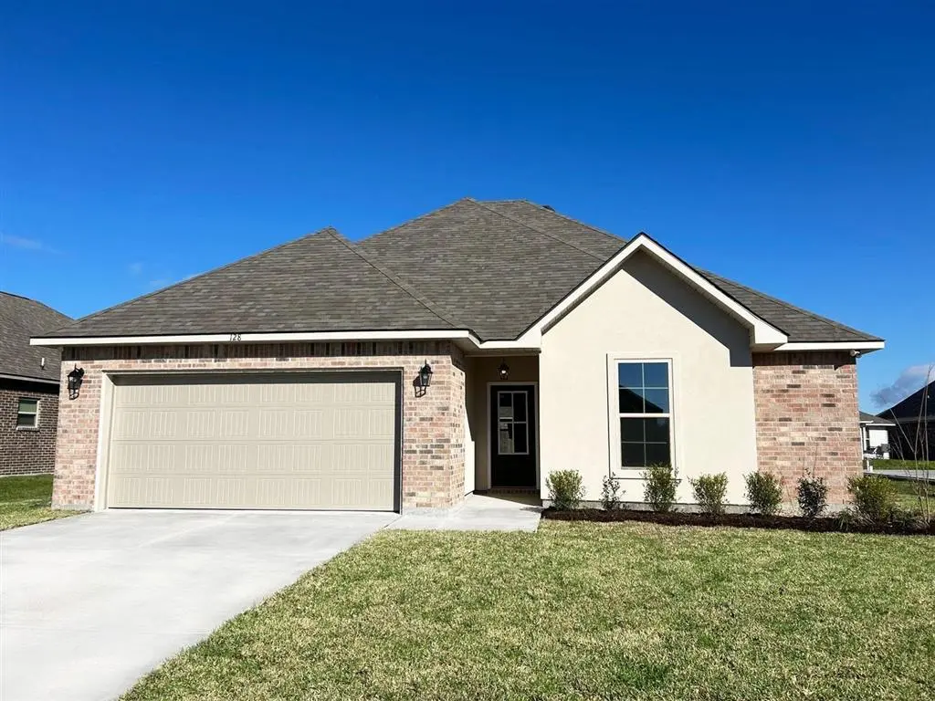 128 Chandler Ln