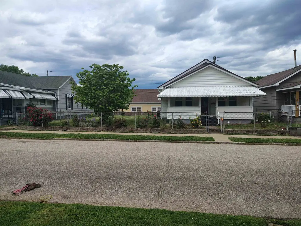 2020 Jefferson Ave