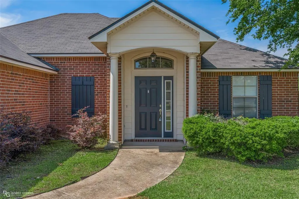 2110 Sweet Bay Cir
